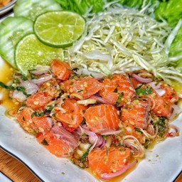 ยำแซลม่อนแซ่บ