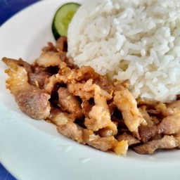 ข้าวหมูกระเทียม