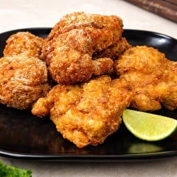 MOMO KARA – ไก่ทอดญี่ปุ่น โชควารี