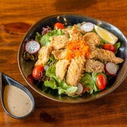 สลัดแซลมอนคาราเกะ