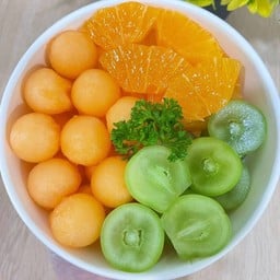 ส้มเนื้อเยลลี่ x แคนตาลูป x องุ่น