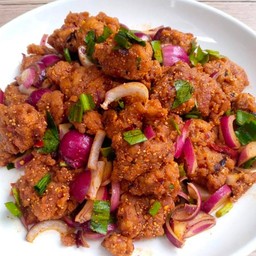 ยำไก่ป๊อบ