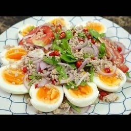 ยำไข่ต้ม