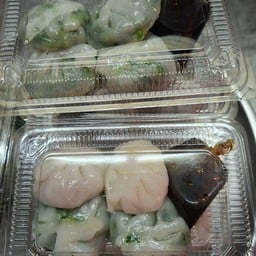 เกาเหลาเลือดหมู ข้างธนาคารกรุงเทพ  เกาเหลาเลือดหมู ข้างธนาคารกรุงเทพ