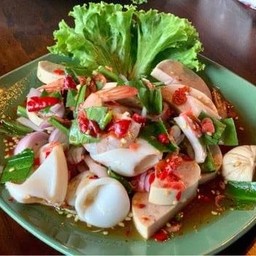 ยำปลาหมึกหมูยอ (ไม่ใส่เส้น)