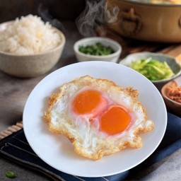 ไข่แฝดลาวา