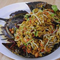 ยำไข่แมงดาทะเลไซร์ใหญ่