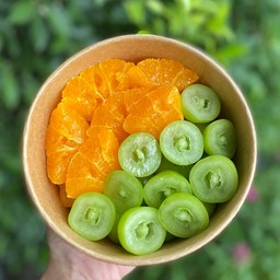 ผลไม้ตั้งใจปอก