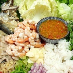 เมี่ยงปลาทู มาดาม เอกมัย-ทองหล่อ