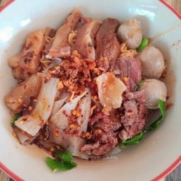 ก๋วยเตี๋ยวเรืออยุธยาแซ่บไม่ต้องปรุง หลังโลตัสอุบลซอยชยางกูร10