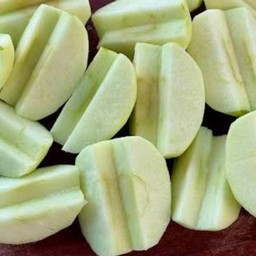 แอปเปิ้ลเขียวพร้อมทาน