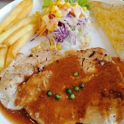 สเต็กหลังบ้าน