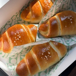 Salted butter bread ขนมปังเกลือ