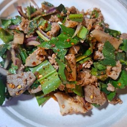 ลาบอีสานหมู