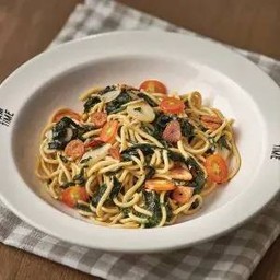 สปาเกตตี้ผักโขมกระเทียม