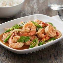 กุ้งผัดพริกสดกะหอมใหญ่