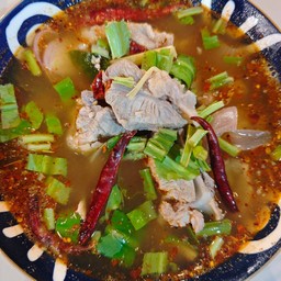 ต้มแซ่บกระดูกหมู
