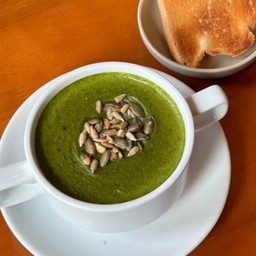 Vegan Kale Soup with Toast