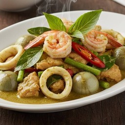 ผัดเขียวหวานทะเลแห้ง