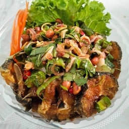 ร้านกินติดกรอบ...หมู่บ้านวิเชียร