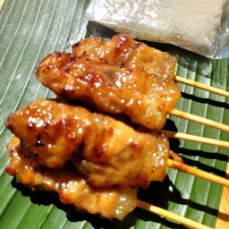 หมูปิ้ง ชิ้นปิ้ง บ้านพฤกษา by. ครัวป้าแดง