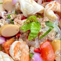 ยำเส้นแก้วรวมมิตร