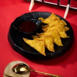 เกี๊ยวไก่ทอด