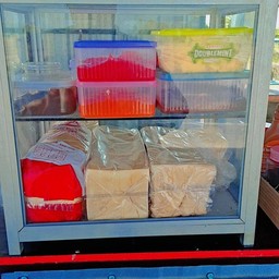 ร้าน'ชา ปัง ชิ้น