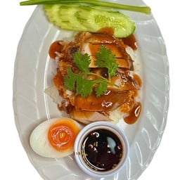 ข้าวหมูกรอบ