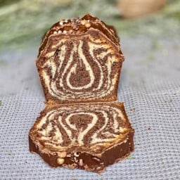 Choc marble butter cake