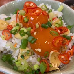 ข้าวหน้าไข่ดอง