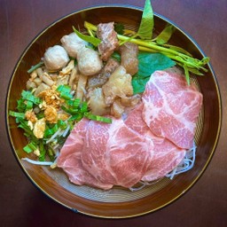 ก๋วยเตี๋ยวหมูคุโรบุตะ