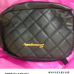 ข้าวกระเพราไก่+กระเป๋ามีสายให้