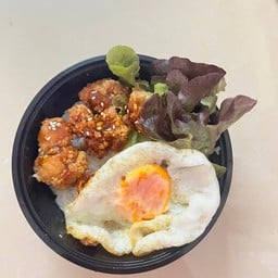 หมวยชิว-ไก่กรอบ