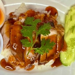 ข้าวหมูแดง-หมูกรอบ