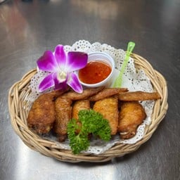 ปีกไก่ทอดน้ำปลา