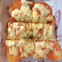 ปังพิซซ่าชีสปูอัด