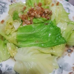 กะหล่ำปลีผัดน้ำปลา