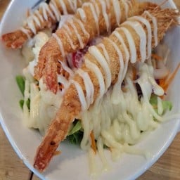 สลัดกุ้งกรอบ