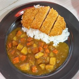 ข้าวแกงกะหรี่หมูทงคัตสึ