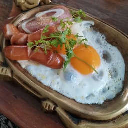 ไข่กระทะร้อนแฮม