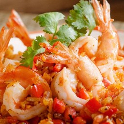 ข้าวราดกุ้งคั่วพริกเกลือ