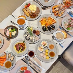 The Garden Grand Buffet Grande Centre Point Prestige