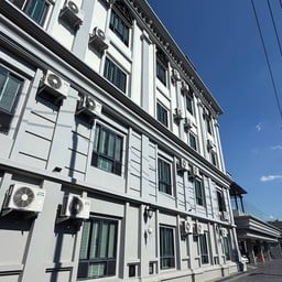 โรงแรมเฮือนขันทอง