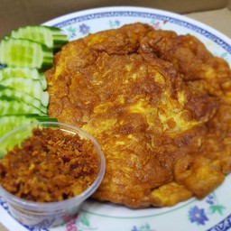 ข้าวไข่เจียว  + น้ำพริก ตาแดงปลาทู