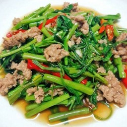 ผัดผักบุ้งเต้าเจี้ยวหมูสับ