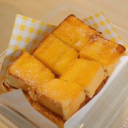 ปังปิ้งเนยนมน้ำตาล