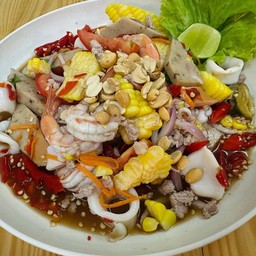 ยำรวมมิตรทะเล