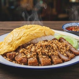 ข้าวหมูสามชั้นทอด-ไข่ดาว