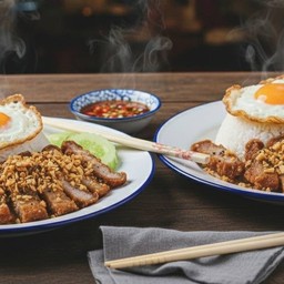 ข้าวหมูสามชั้นทอดน้ำปลาไข่ดาว2ที่